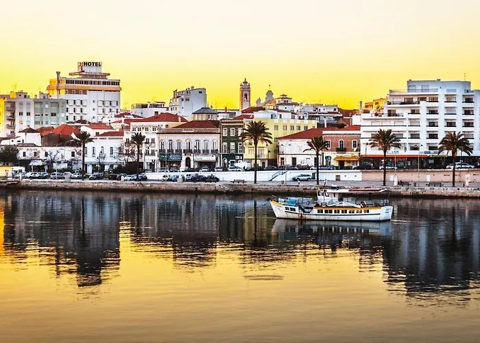 וילה Andorinha *